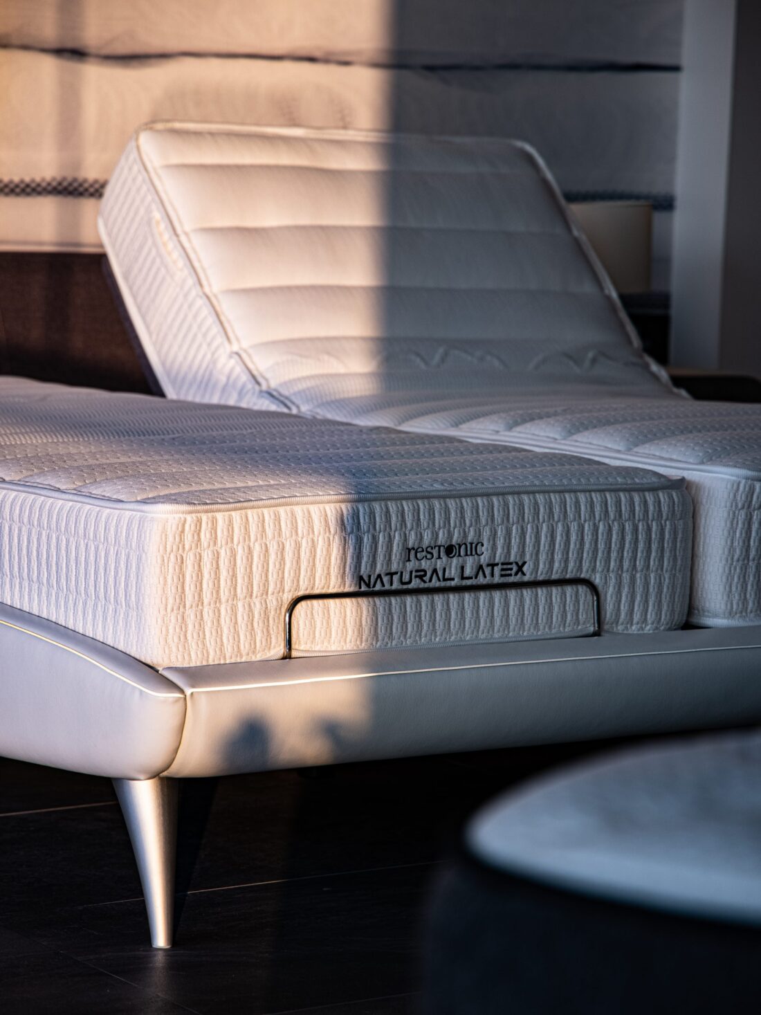 MIO 430S+ SMART ADJUSTABLE BED - Image 5