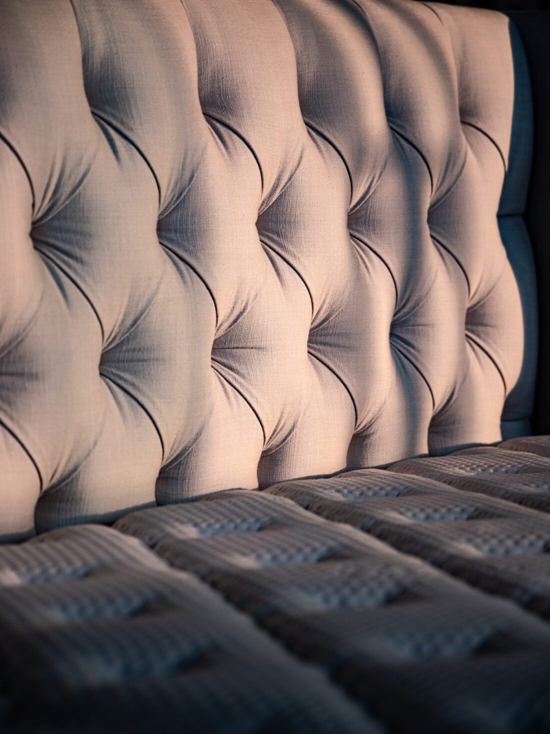 OPRAH ELEGANCE BED - Image 5