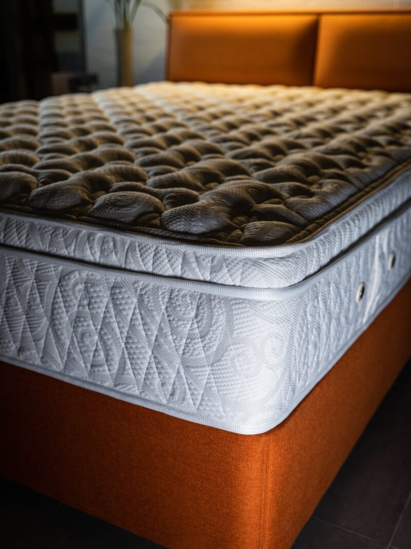 RESTONIC BIBLO BED