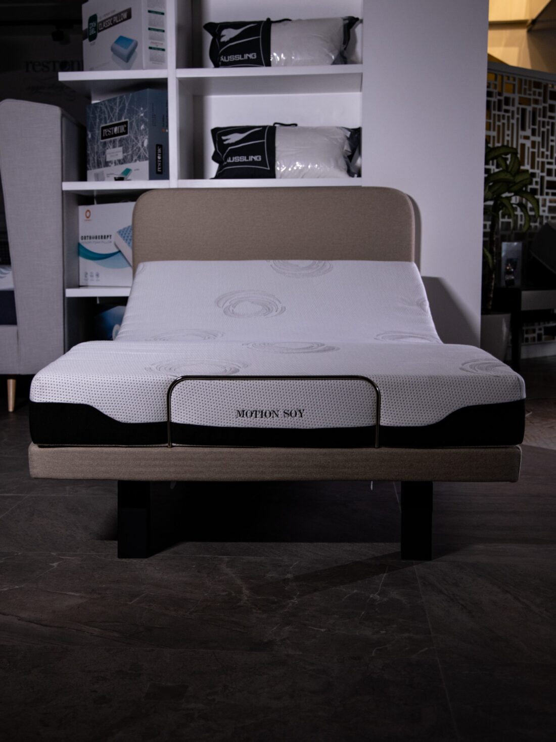 mattress store dubai