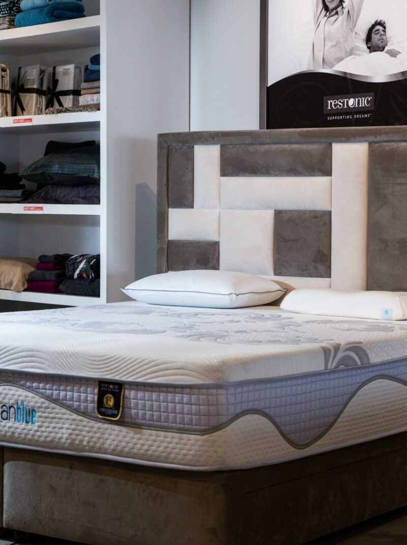 RESTONIC DOMINO BED