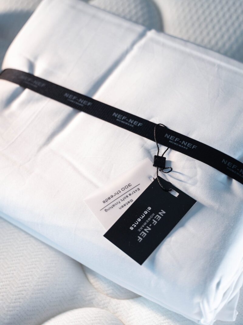 Bed linen set white