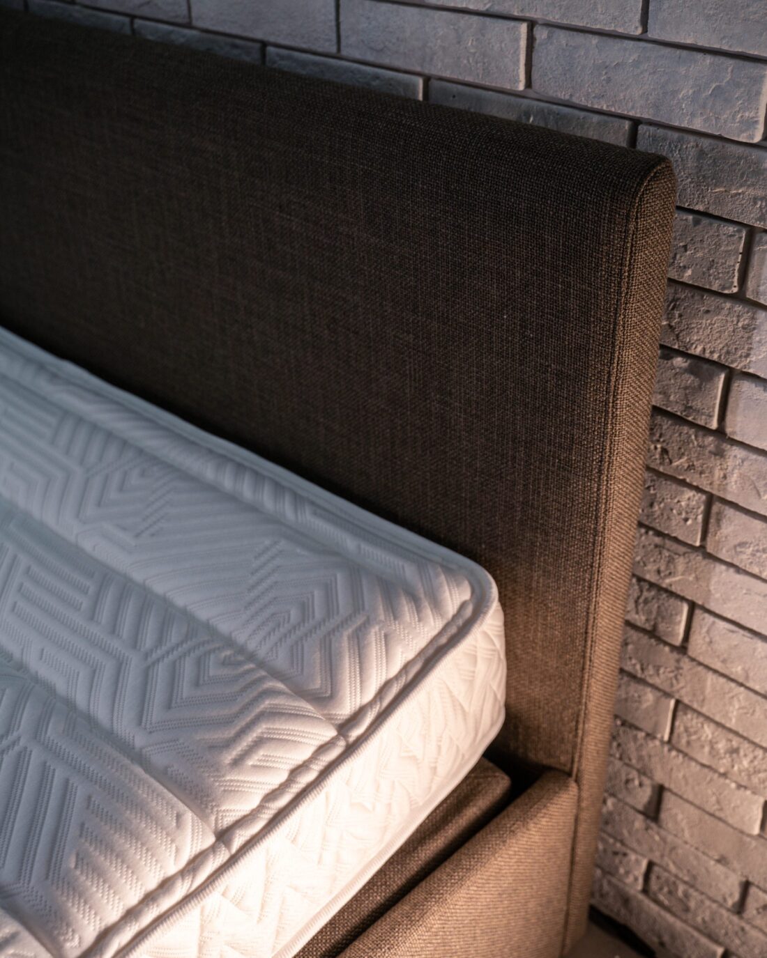 Restonic Best bed set in dubai