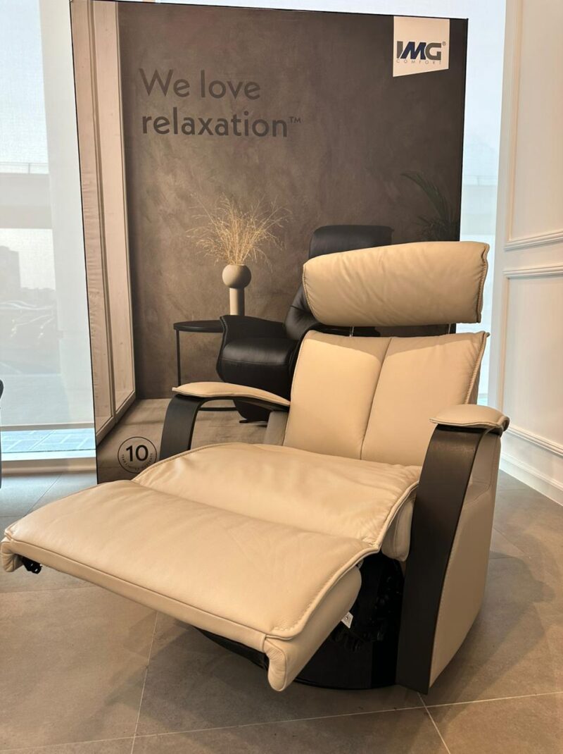 MAJESTY RECLINING CHAIR (ELECTRIC)